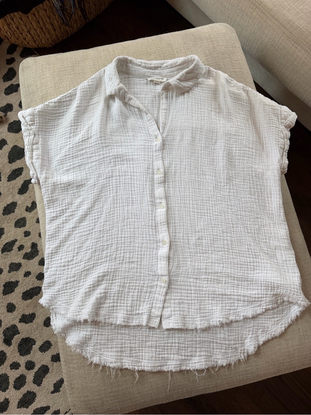 beachlunchlounge White Gauze Button-Front Short Sleeve Shirt
